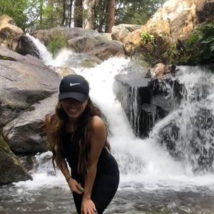 Meet your Posher, Karissa